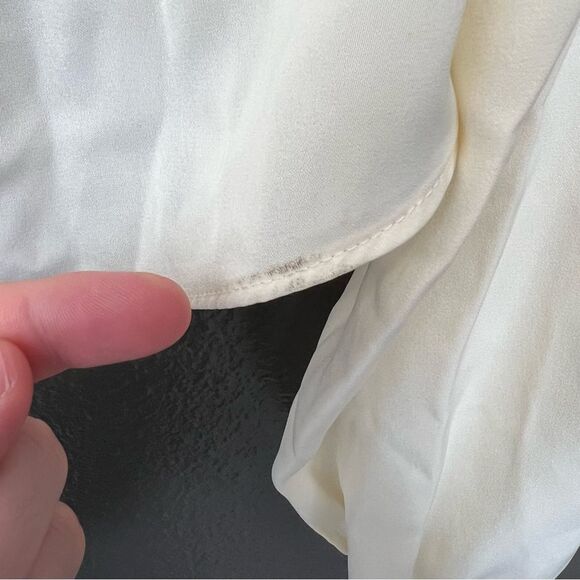 *marks* NWOT Revolve x About Us Skylar Deep V Top in Cream | Size L - Picture 7 of 10